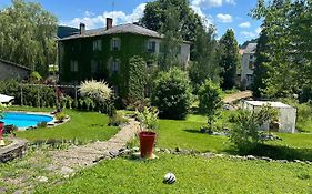 LE CLOS BOURBON G friendly